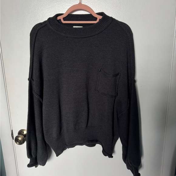 Pol Sweater - Picture 3 of 8